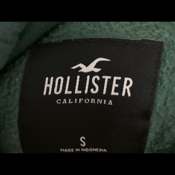 Women’s Hollister Hoodie - Picture 3 of 3